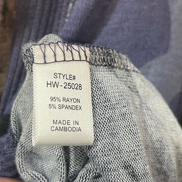 Zenana Womens Camouflage Print Snap Button Cardigan sz S - Picture 8 of 8